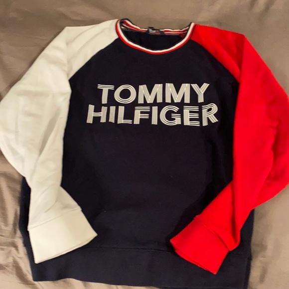 Women’s XL Tommy Hilfiger crew neck - Picture 1 of 2
